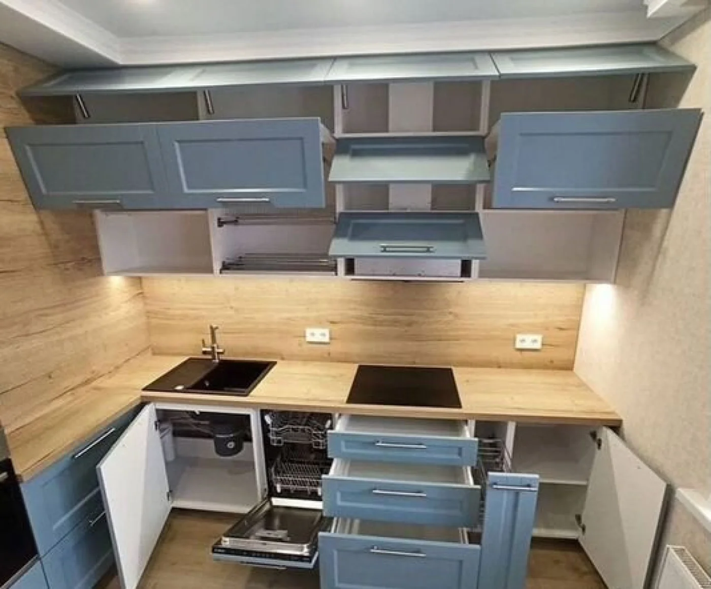Маленькая кухня под ключ за 10 дней — кухонный гарнитур на заказ