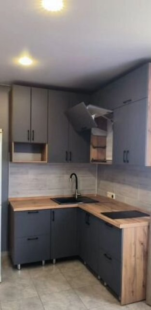 Угловая кухня на заказ под ключ с доставкой и сборкой