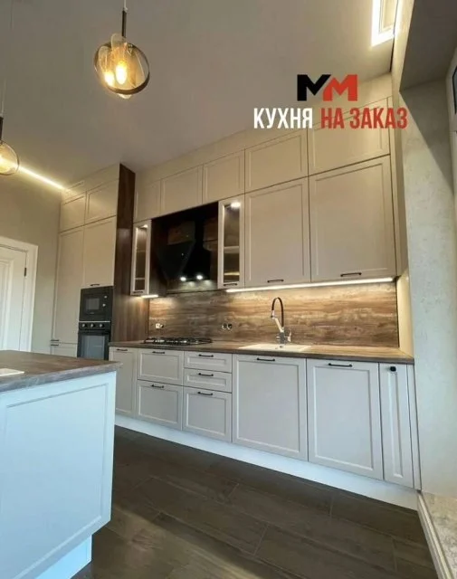 Кухни по индивидуальному заказу