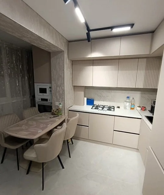 Новая угловая кухня на заказ